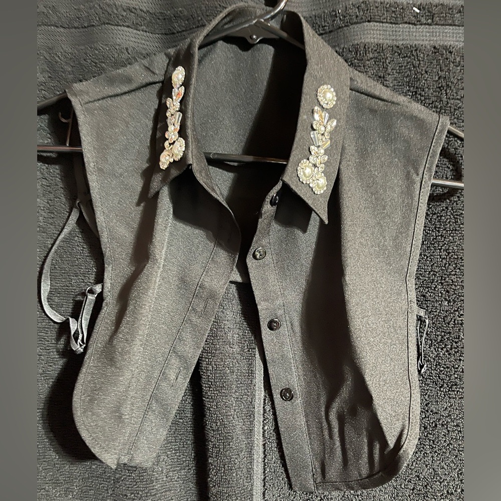 BUNDLE: Embellished White Detachable Collar, Embellished Black Detachable Collar - Picture 2 of 5